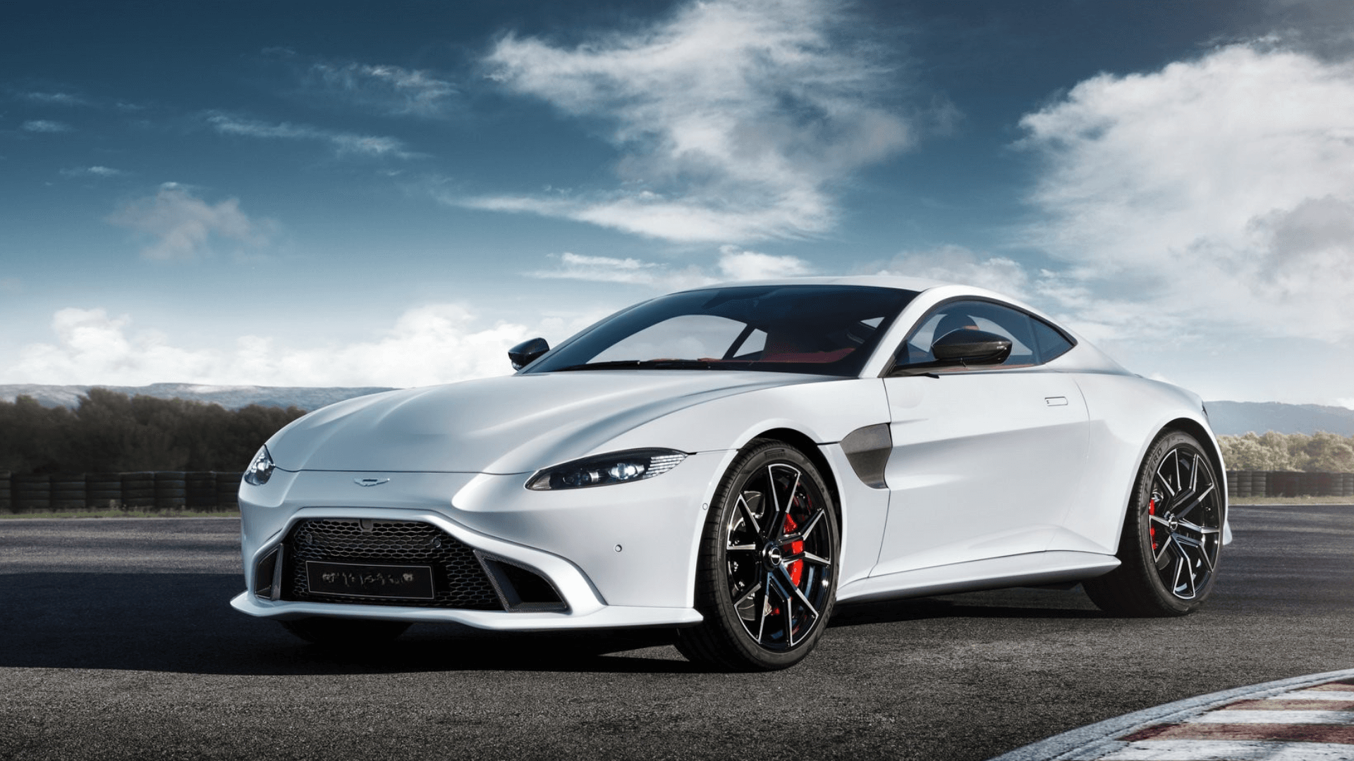 Aston Martin V8 Vantage (2018-2023) tuning parts