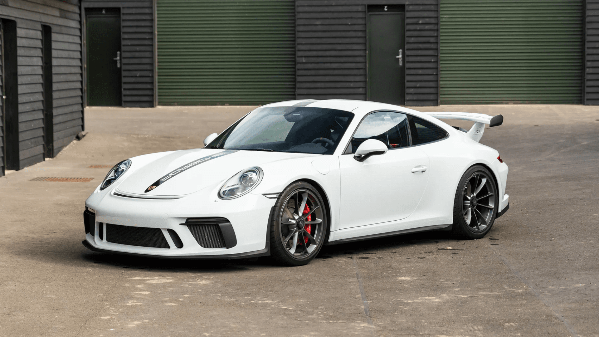 Akrapovic parts for Porsche
